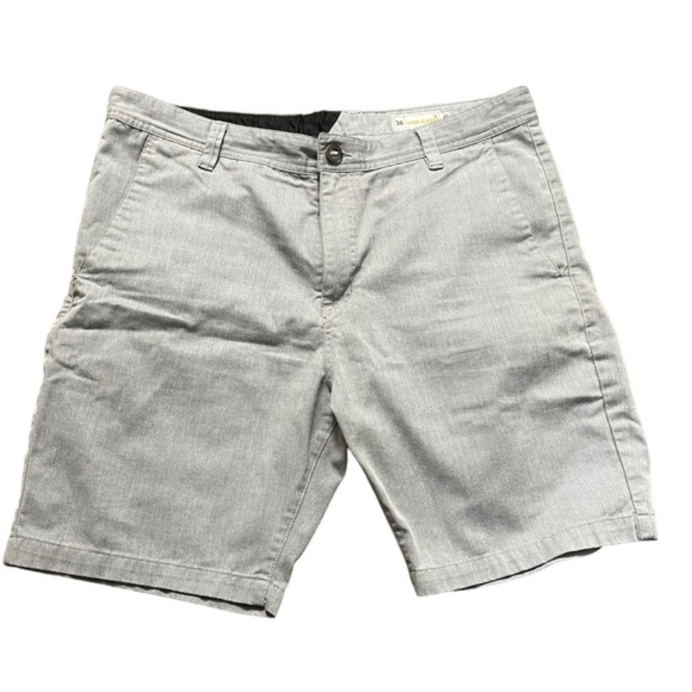 Volcom Shorts Size‎ 36
